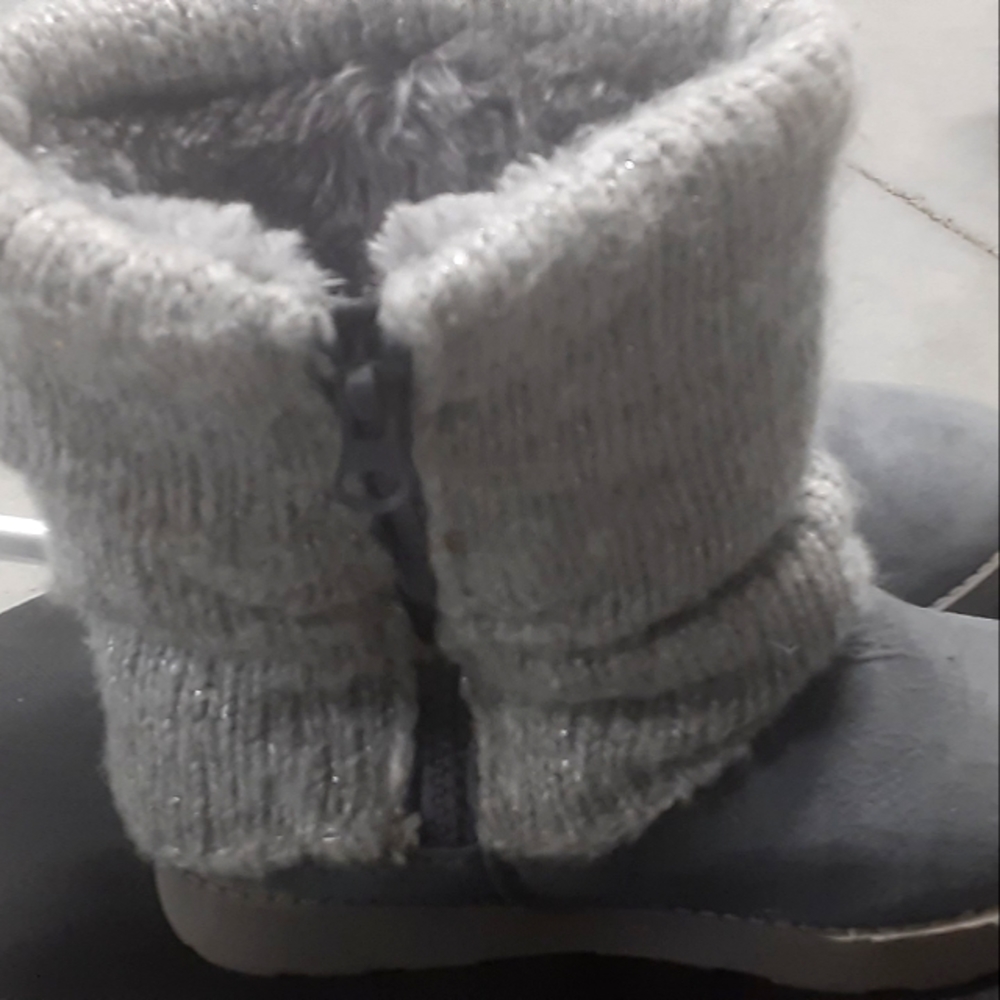 Girls cats and jacks fur zip up boots